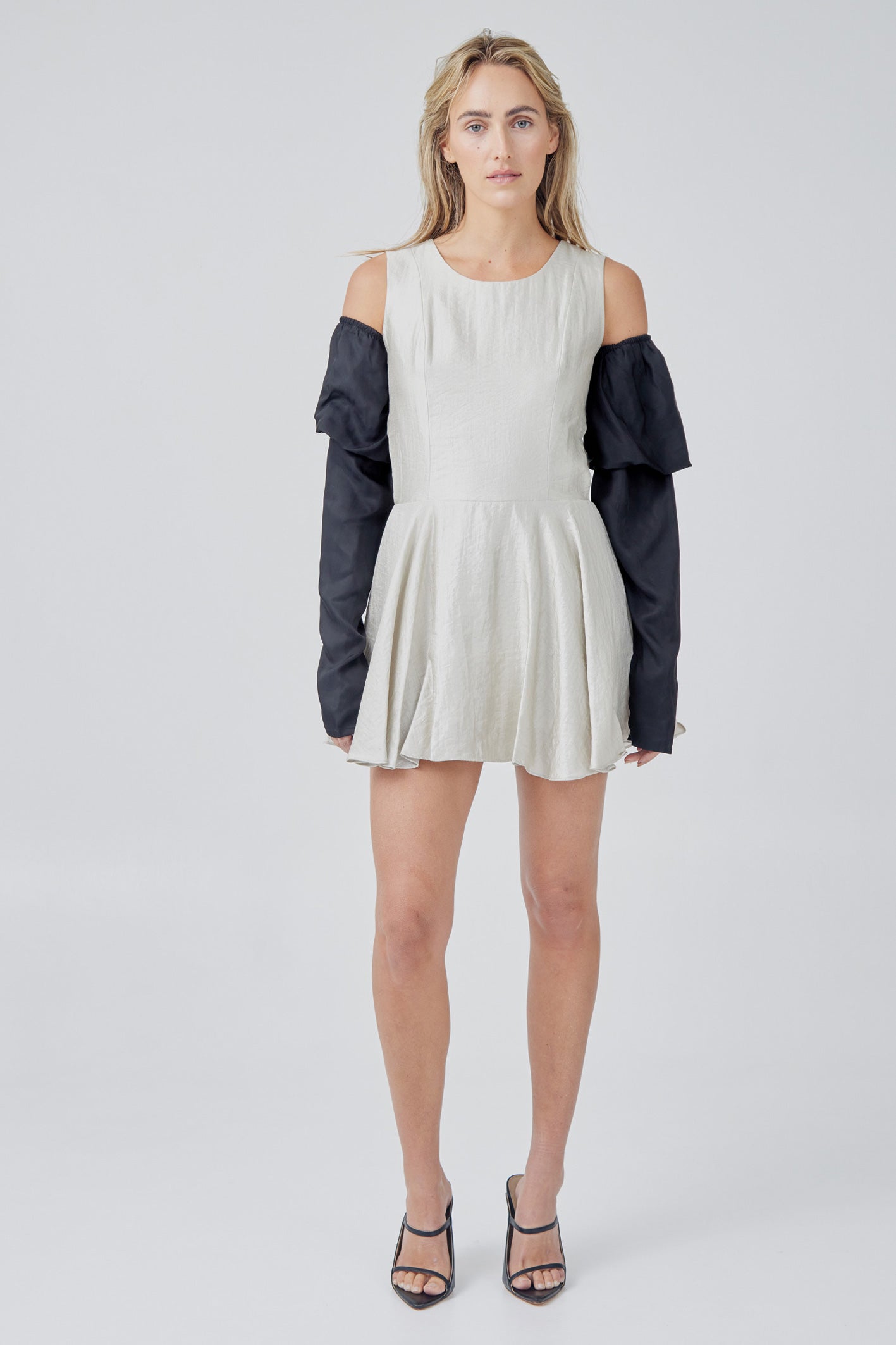Mia dress metalic